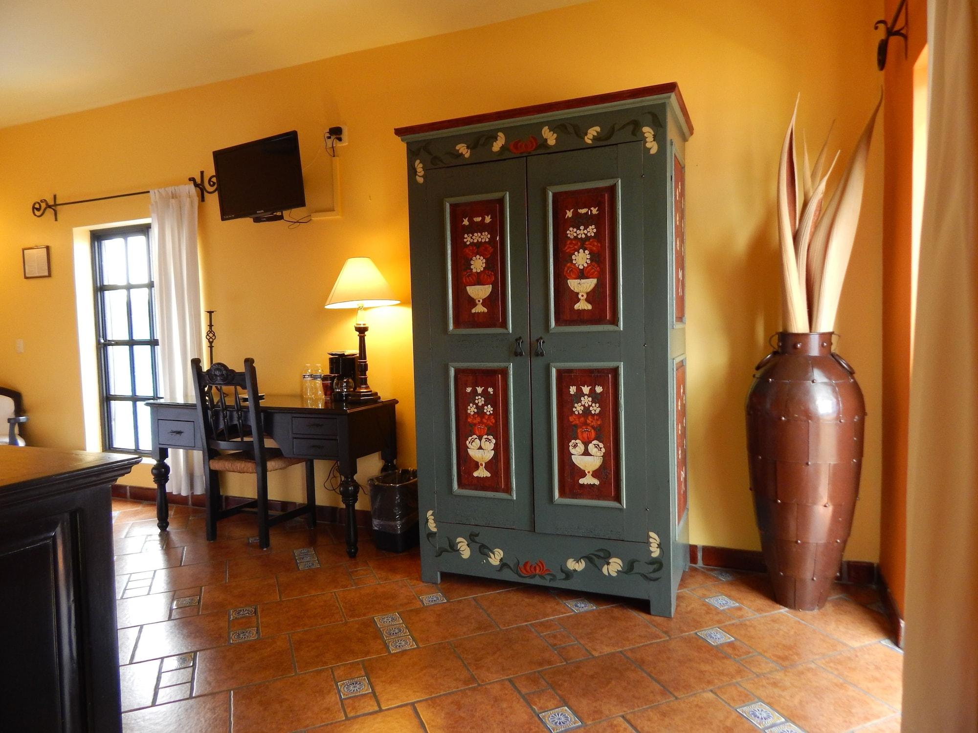La Villa Del Ensueno Boutique Hotel Tlaquepaque Екстериор снимка