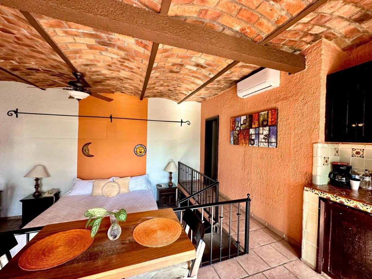 La Villa Del Ensueno Boutique Hotel Tlaquepaque Екстериор снимка