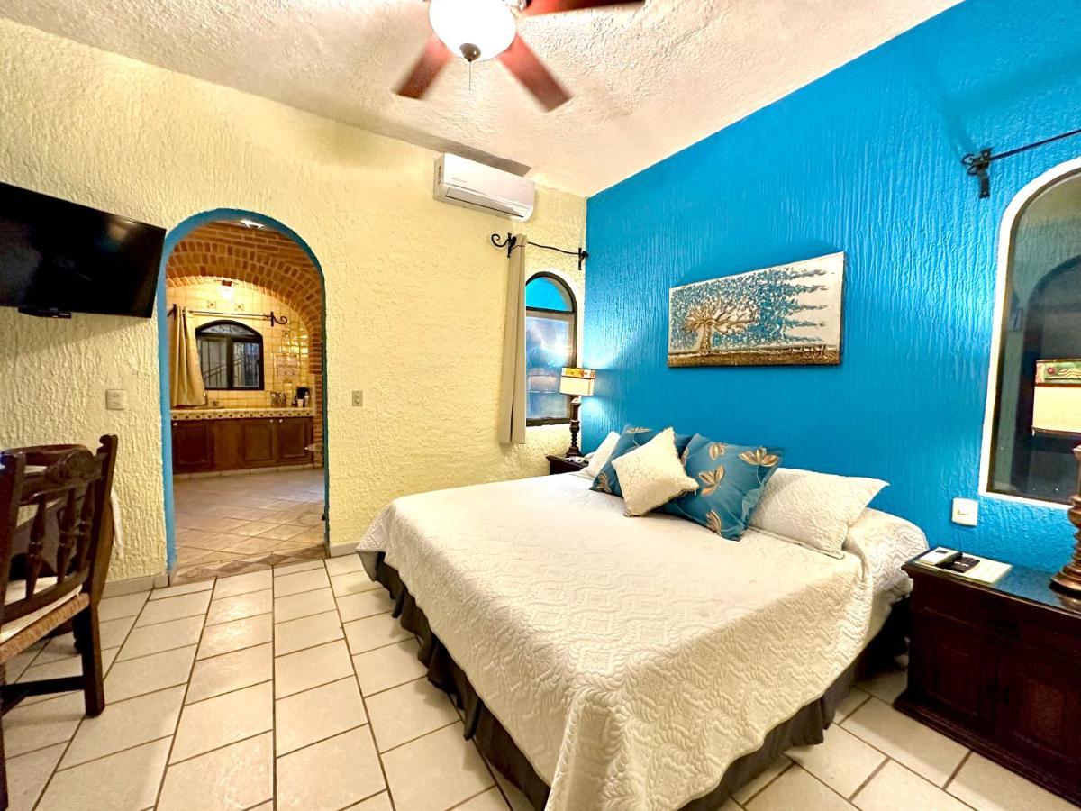La Villa Del Ensueno Boutique Hotel Tlaquepaque Екстериор снимка