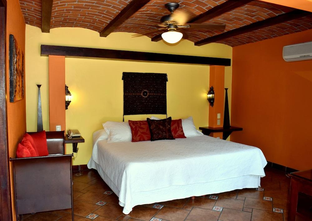 La Villa Del Ensueno Boutique Hotel Tlaquepaque Екстериор снимка